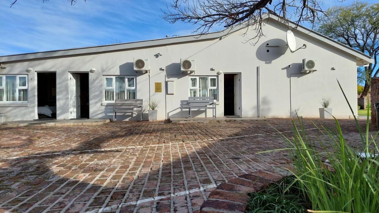 Aloes Guest House 62 On Meintjies Middelburg  Εξωτερικό φωτογραφία